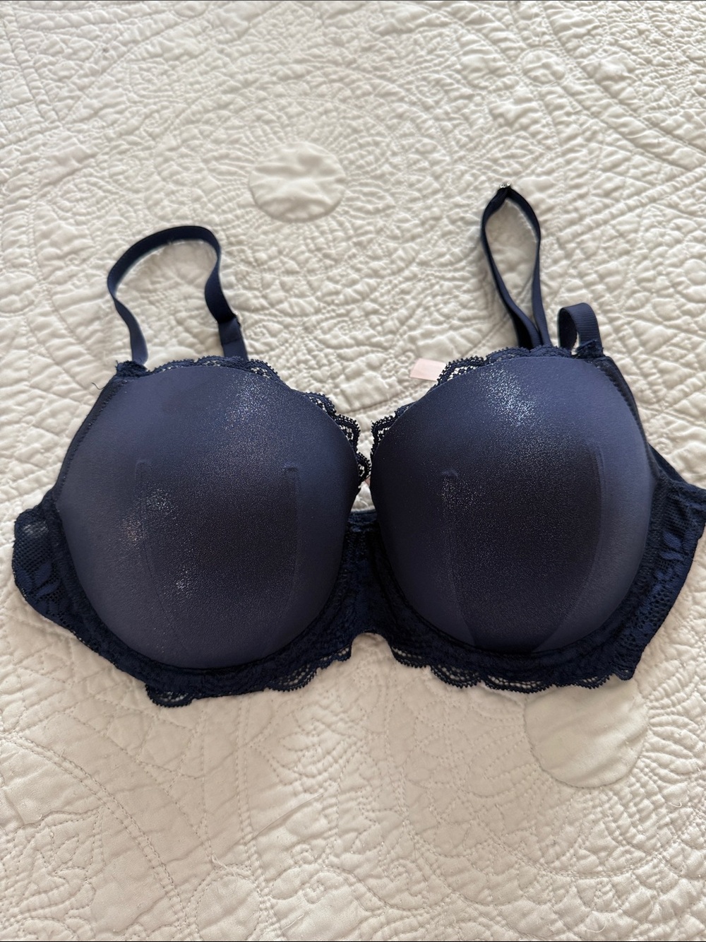 Victoria's Secret Navy Lace-Trim Molded Cup Bra